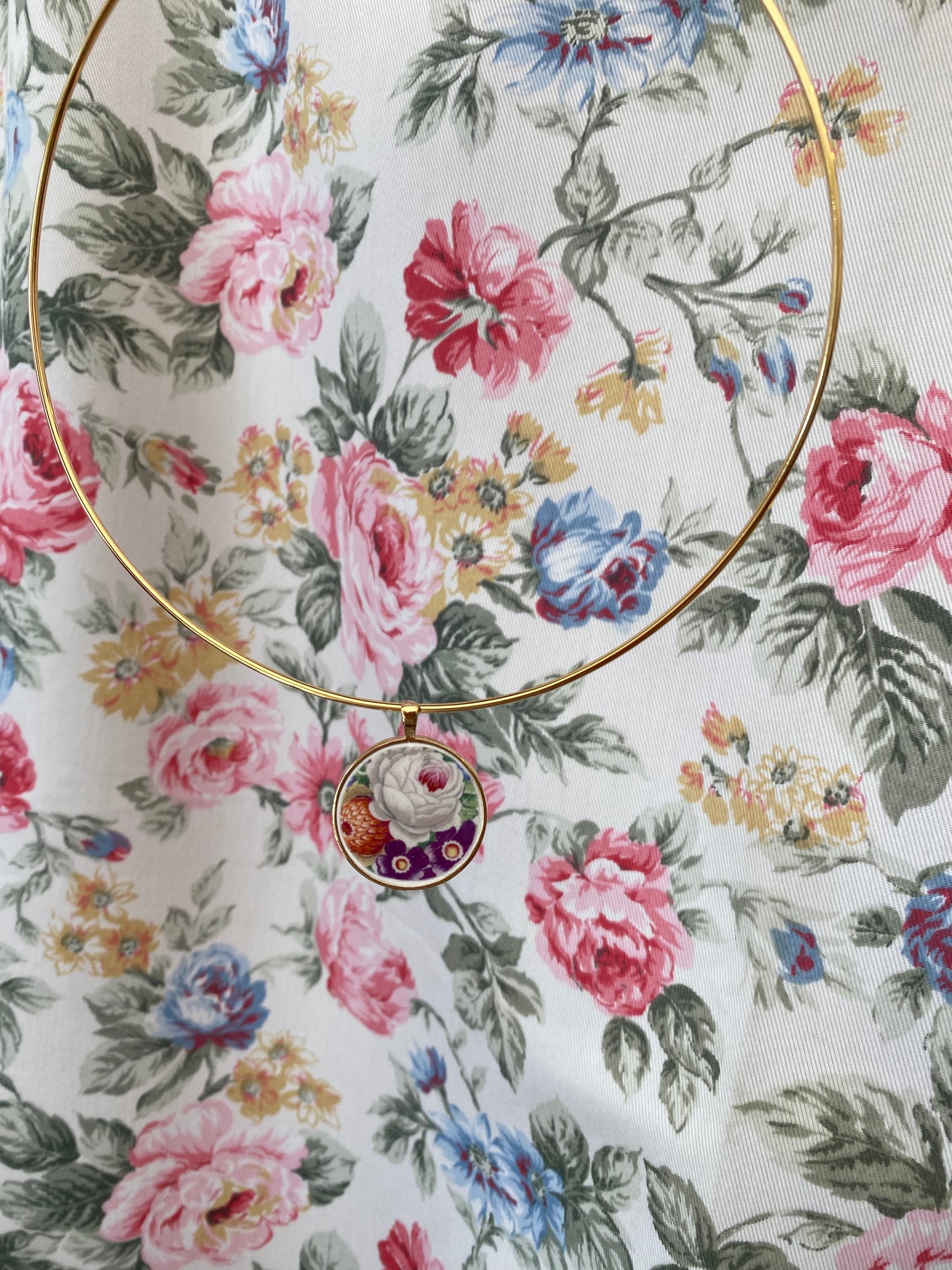 Collier tour de cou Fleurs de printemps