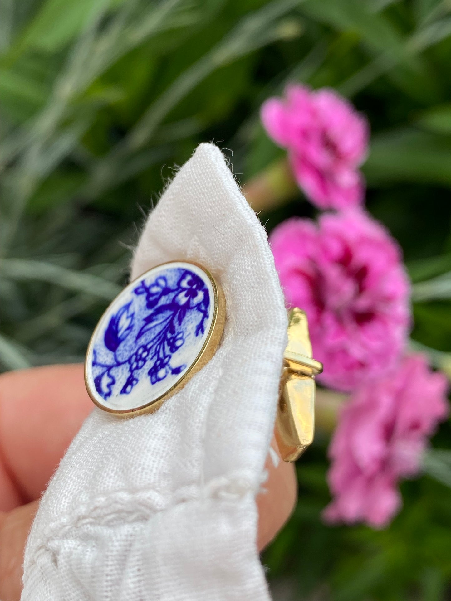 Boutons de manchettes "bleu roi" dorés