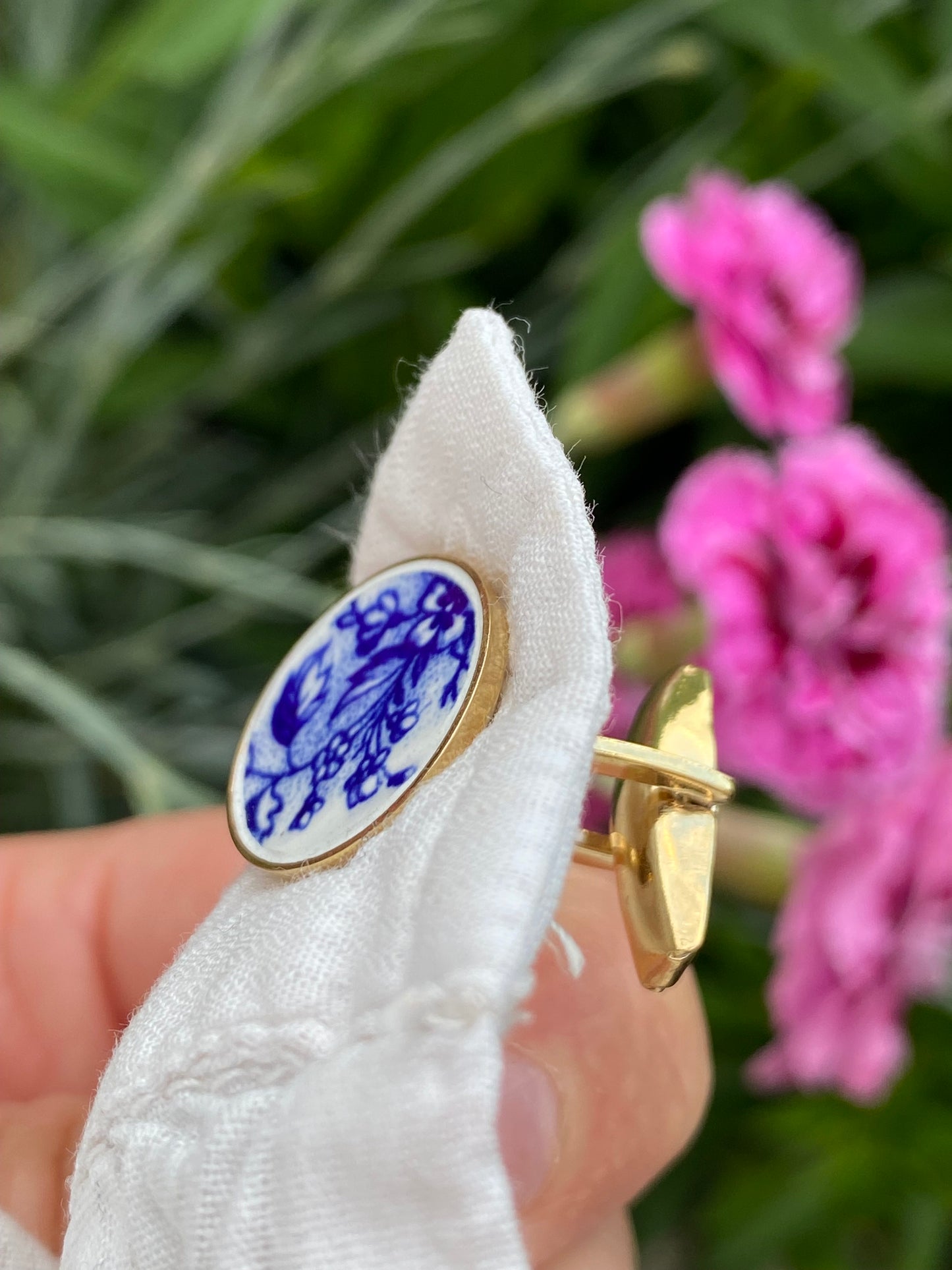 Boutons de manchettes "bleu roi" dorés