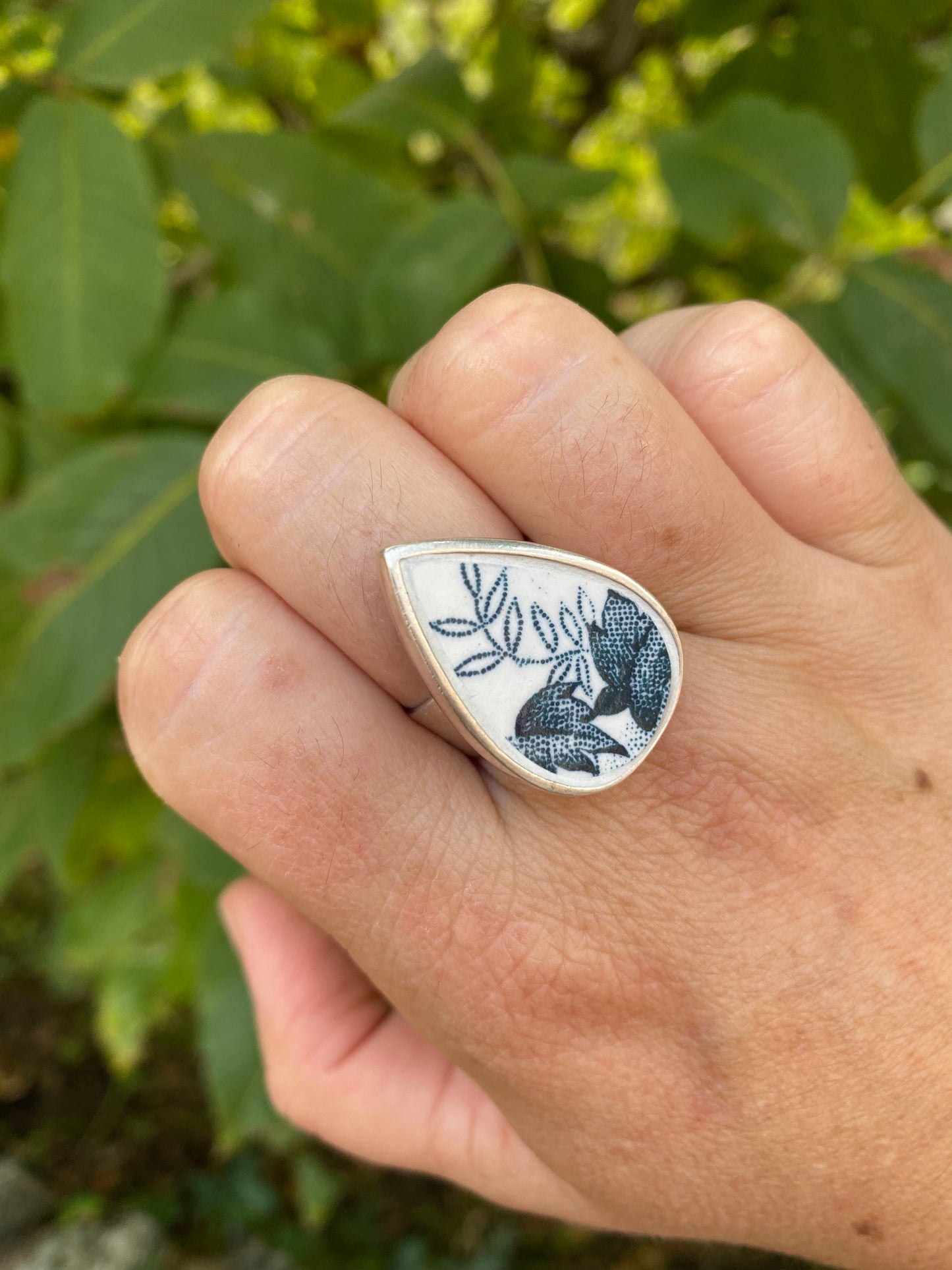 Bague goutte Marie Louise en faïence