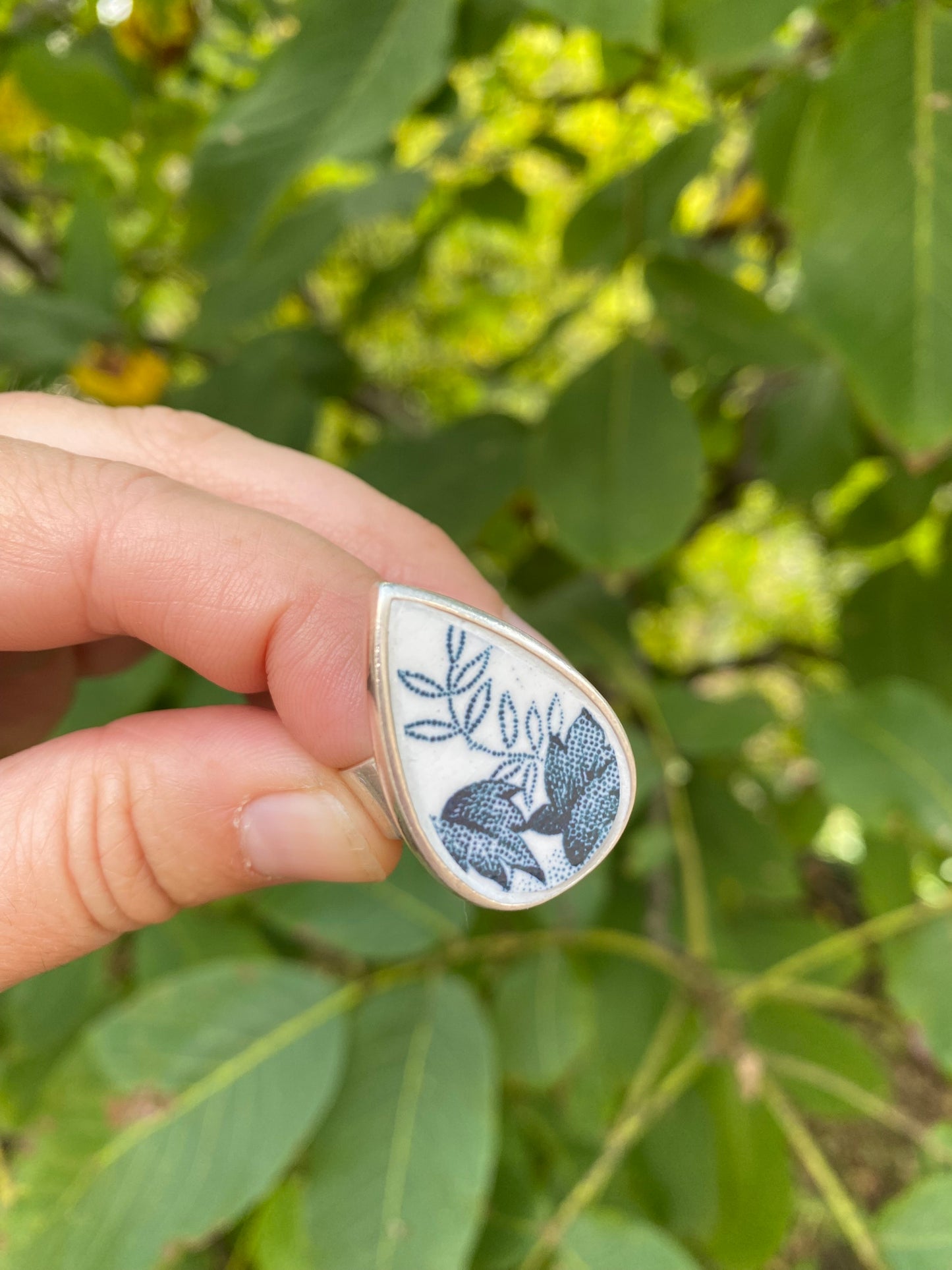 Bague goutte Marie Louise en faïence