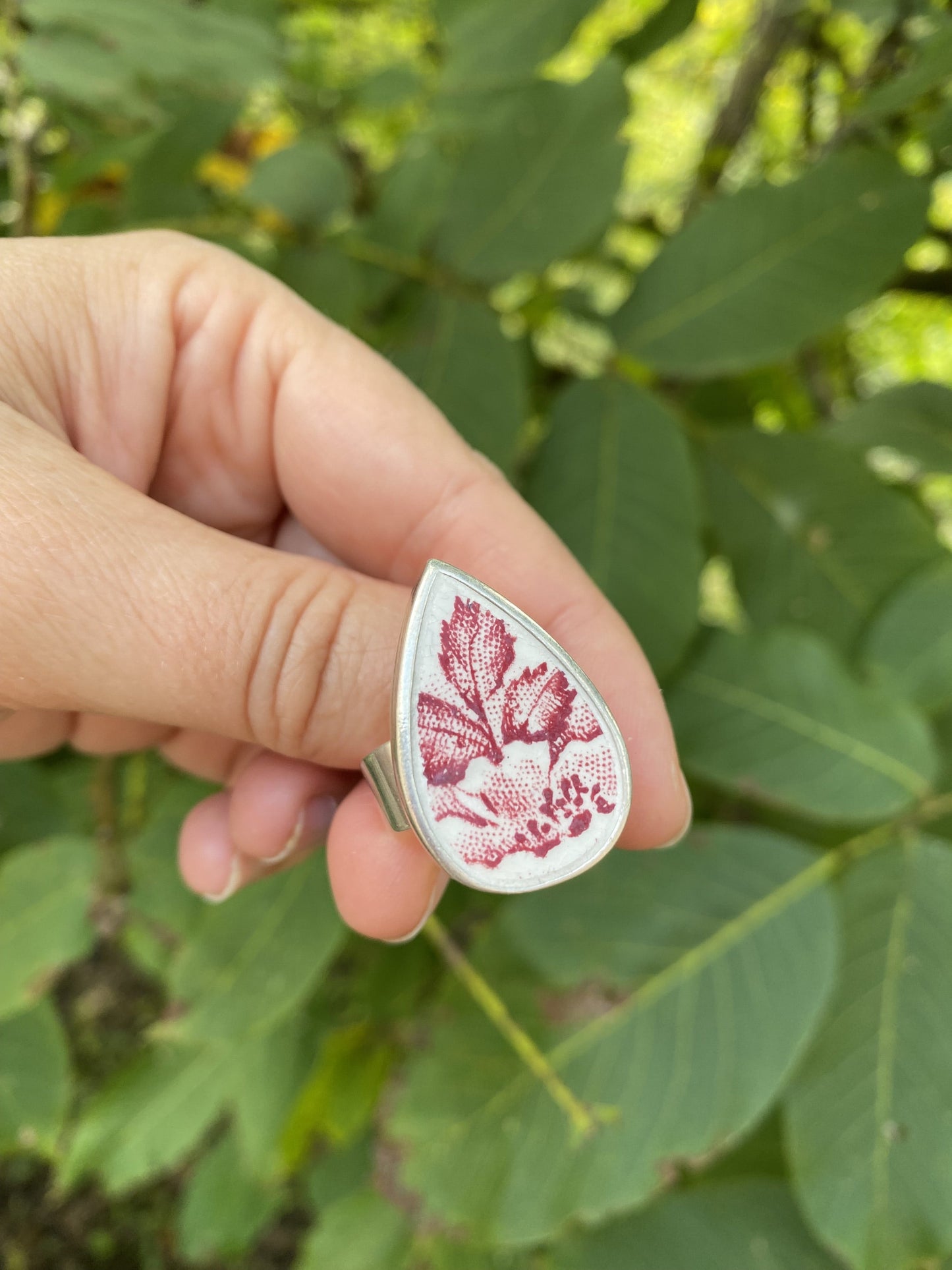 Bague goutte Terre de Fer rouge