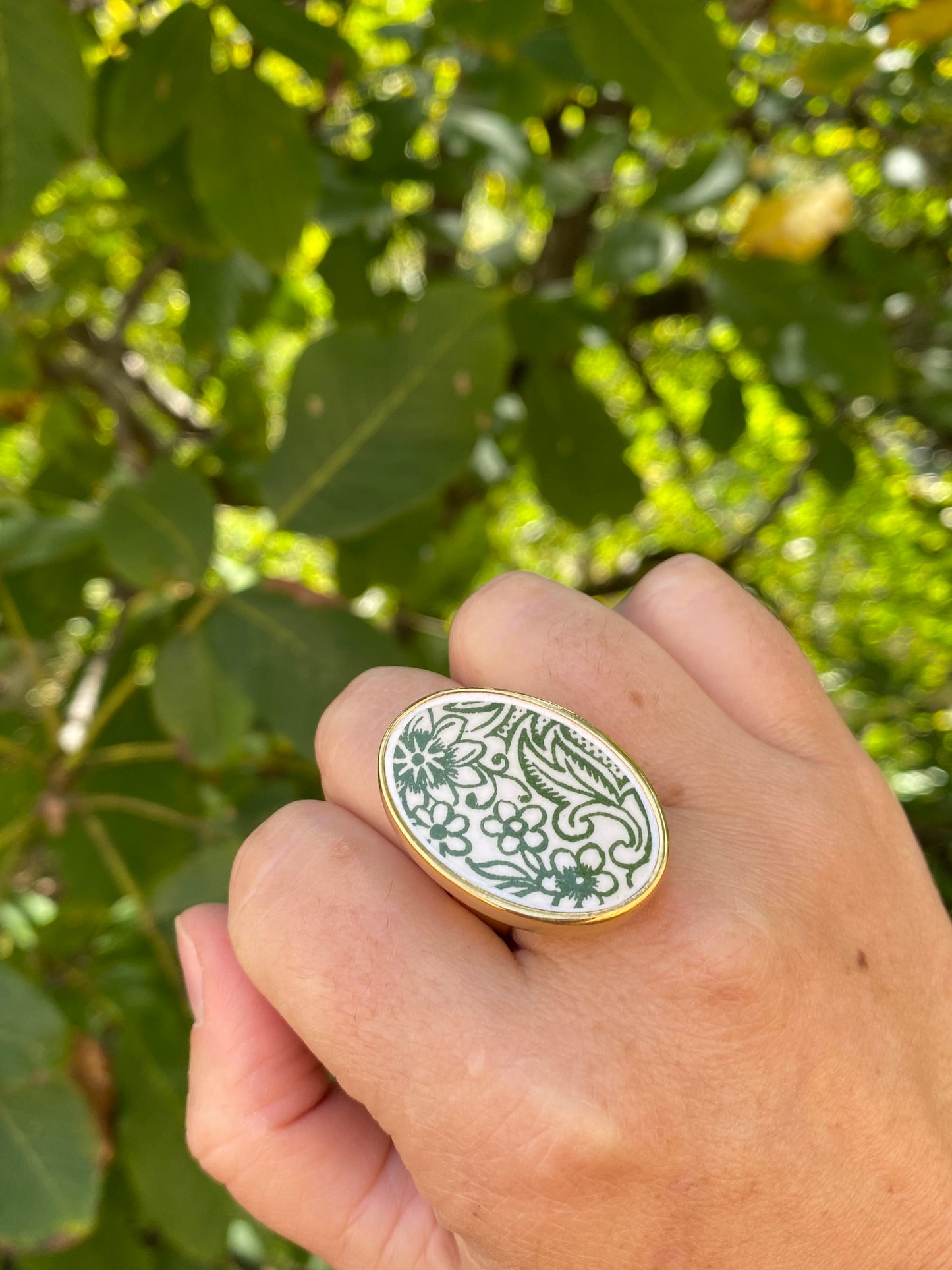 Bague Maxi Verte en faience ancienne