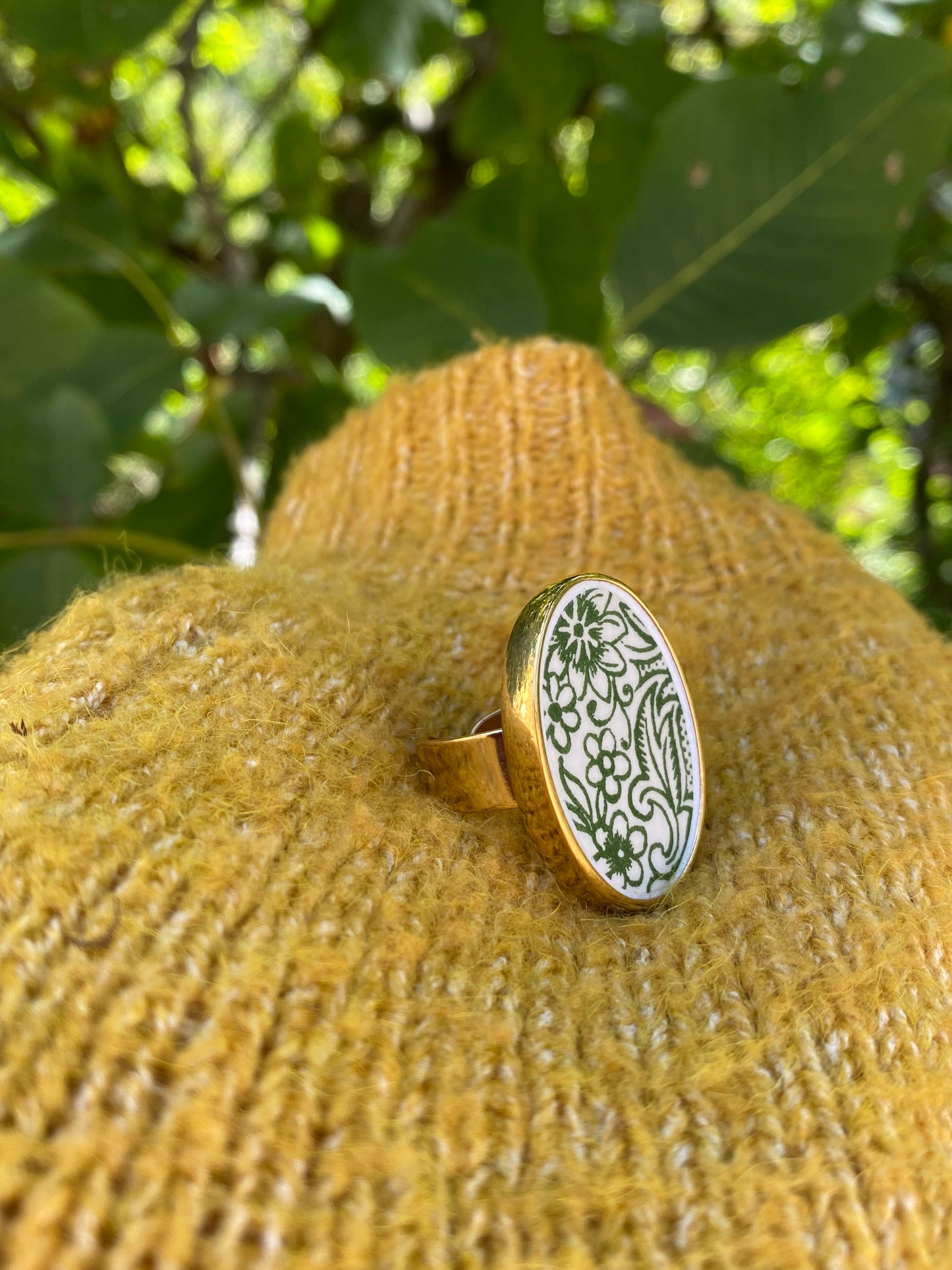 Bague Maxi Verte en faience ancienne