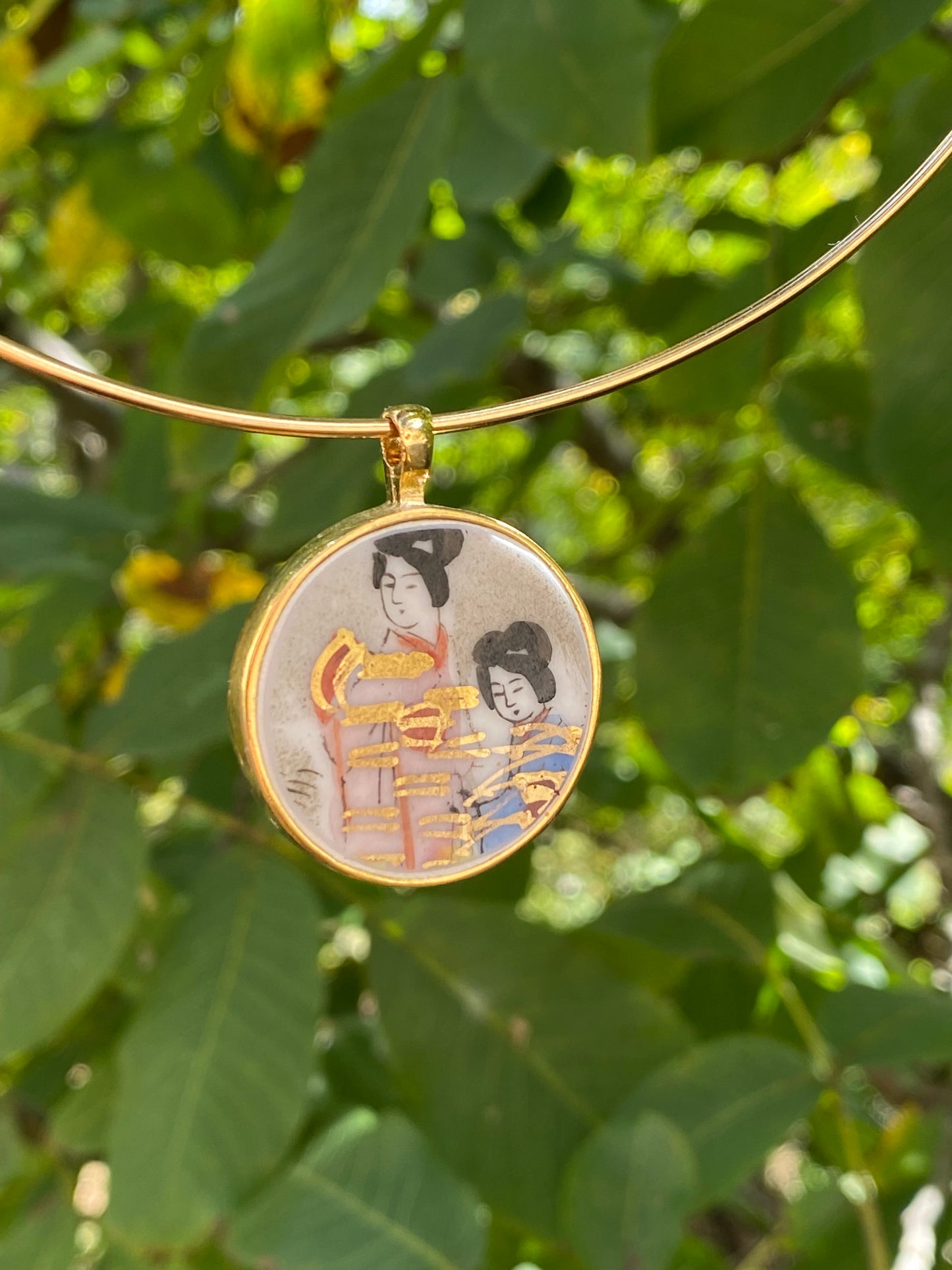 Collier tour de cou "Japonnais" en porcelaine