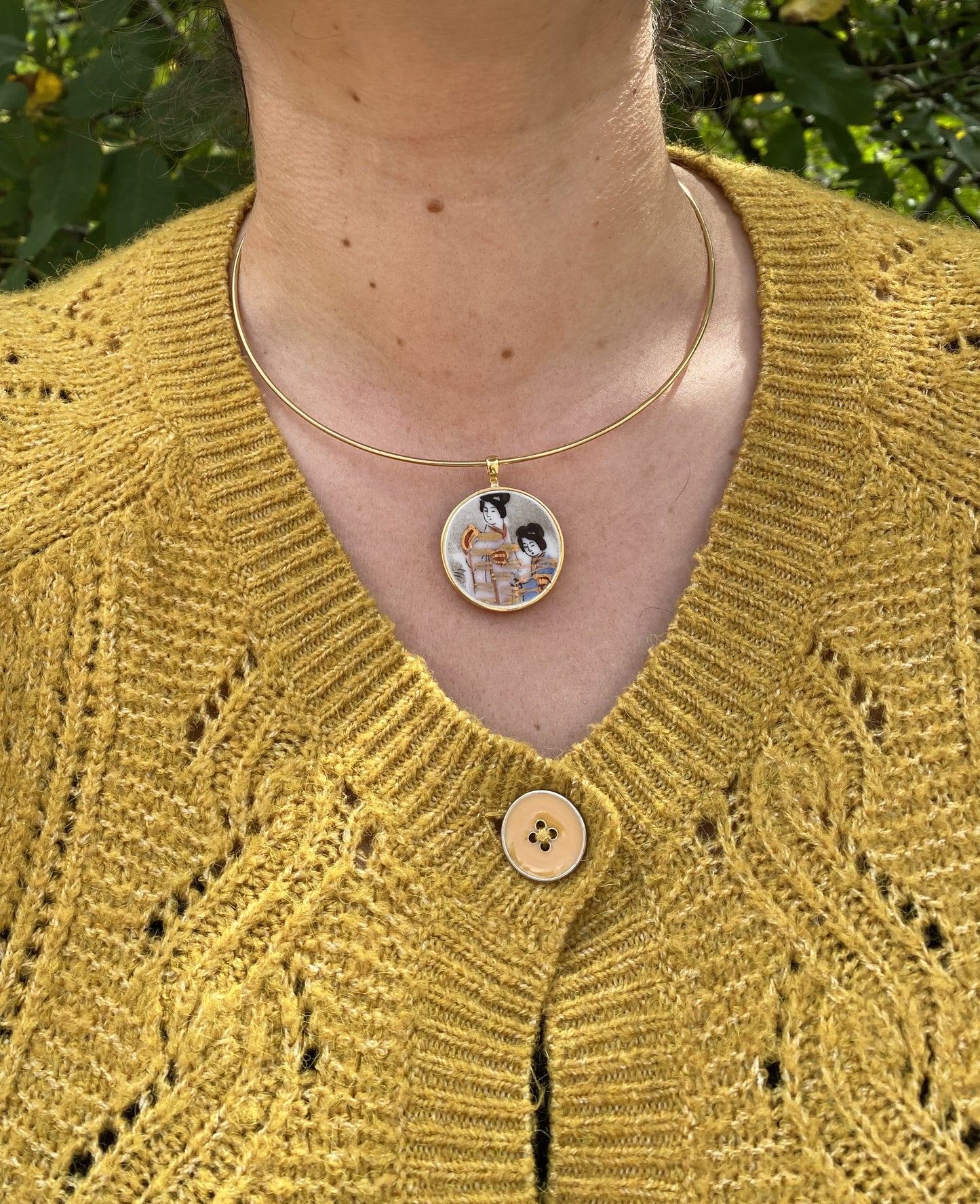 Collier tour de cou "Japonnais" en porcelaine