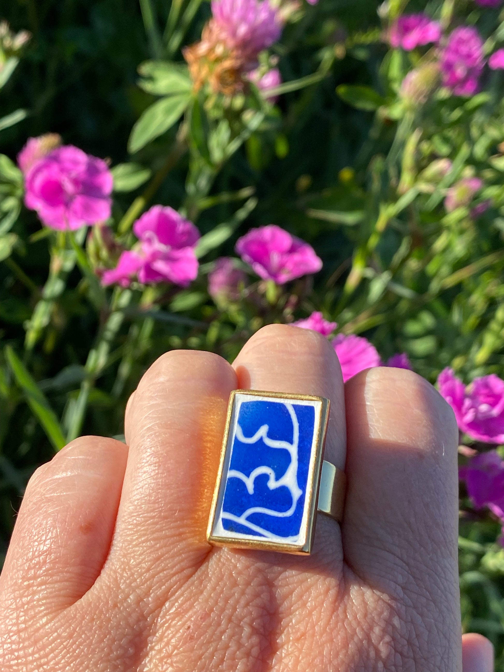 Bague vaisselle ancienne la théière ébréchée 