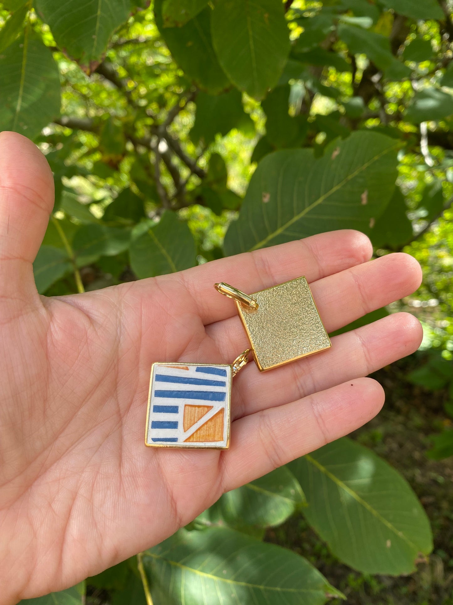 Boucles d'oreilles carrées "Dolly" en vaiselle vintage