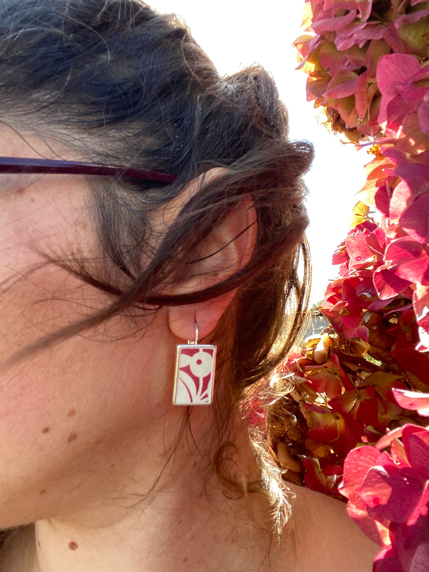 Boucles d'oreilles rectangle motifs géométriques rouge