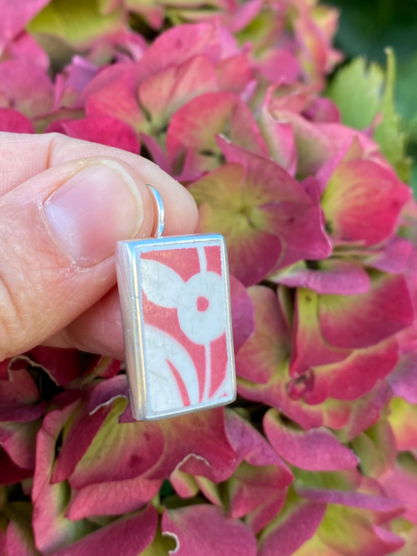 Boucles d'oreilles rectangle motifs géométriques rouge
