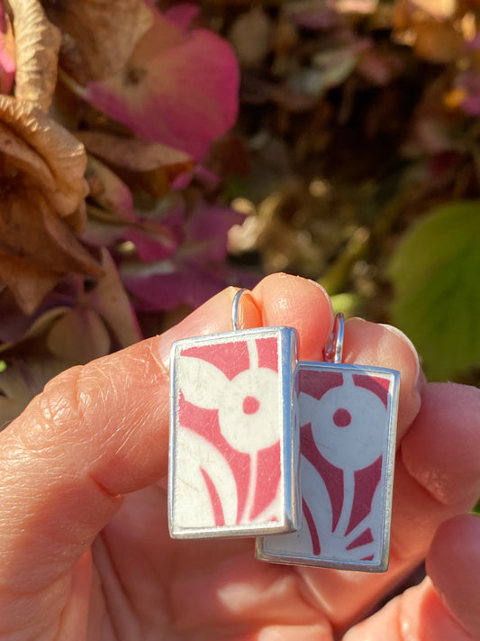 Boucles d'oreilles rectangle motifs géométriques rouge