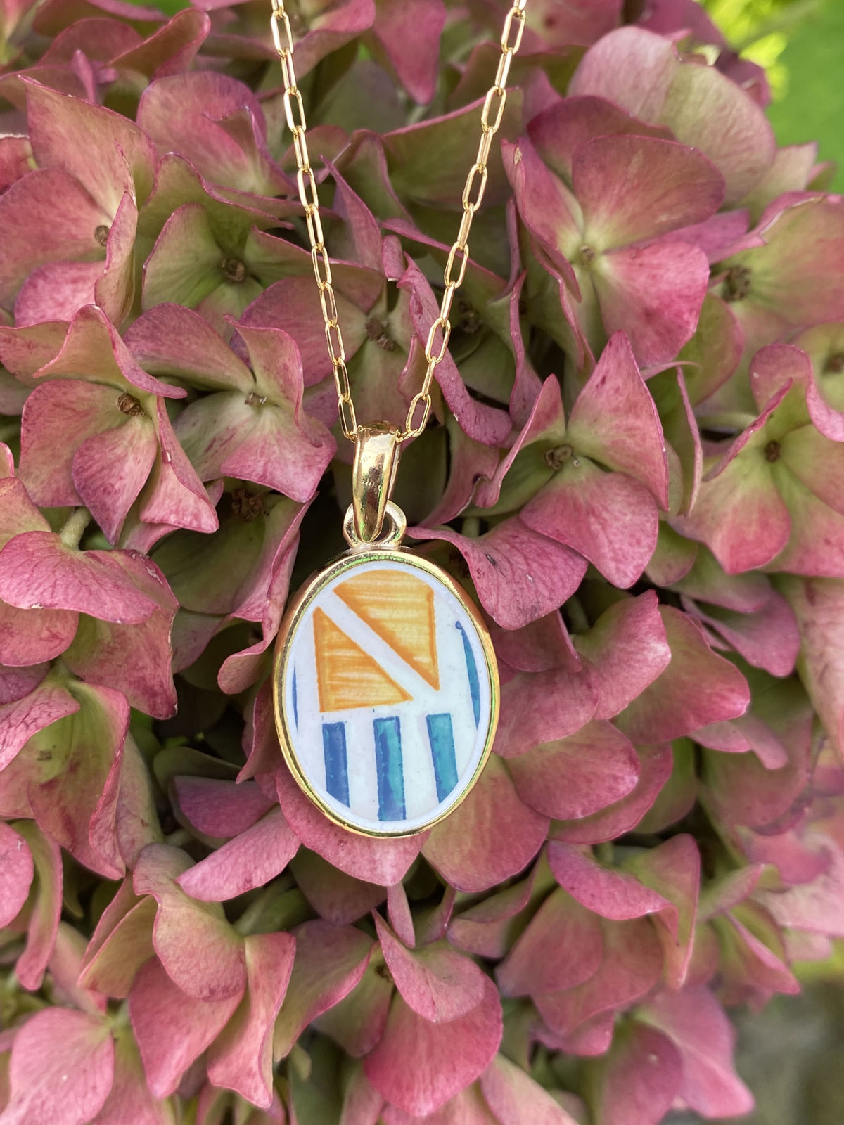 Collier vieille vaisselle Dolly